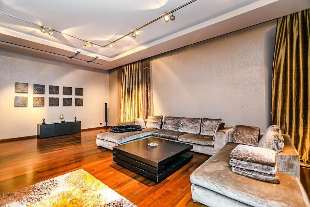 Apartment Prodeluxe In Fountian Baku